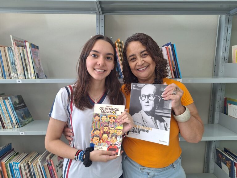 Dia da Biblioteca: Estudante itabirana que leu 14 livros em 2023 e professora da Fide discorrem sobre impactos positivos da leitura