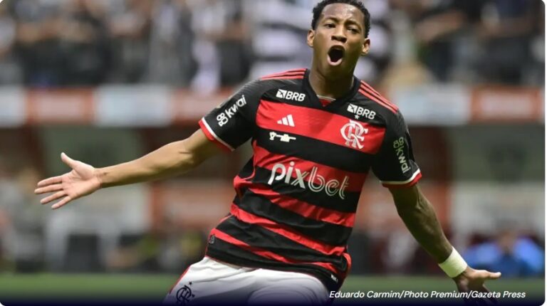 Flamengo vence Atlético, conquista penta da Copa do Brasil e faz a festa na Arena MRV