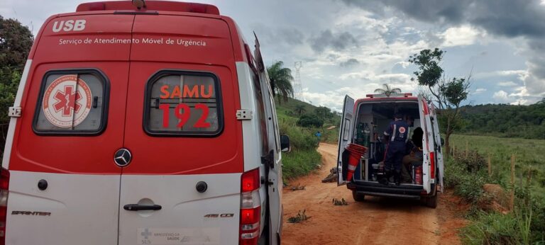 Três homens feridos gravemente em acidente com duas motocicletas em Ipoema