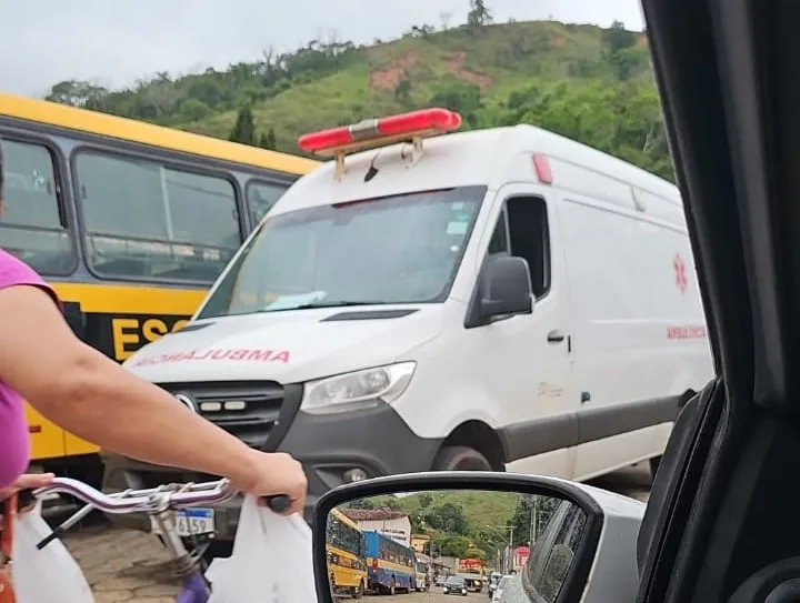 Criança morre em acidente envolvendo ônibus escolar em Santa Maria de Itabira