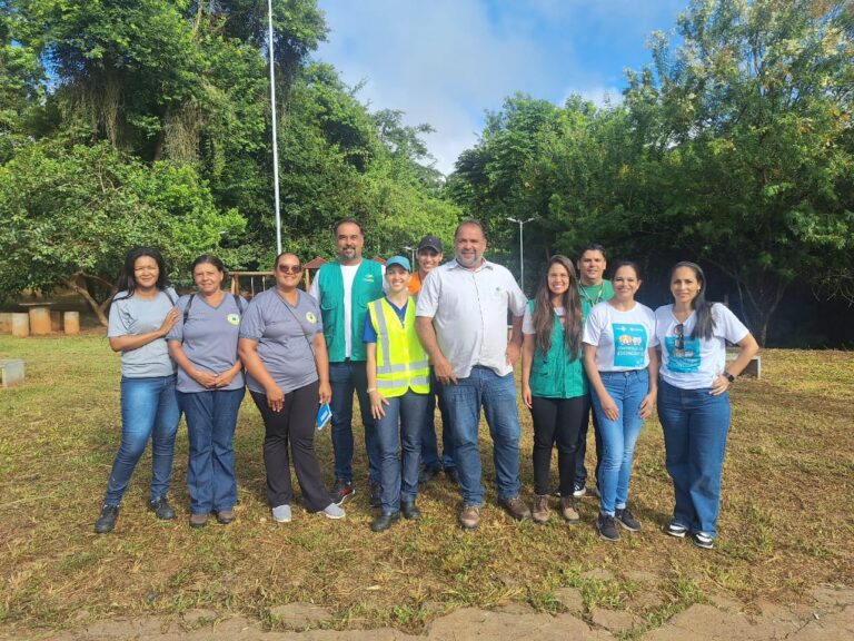 Diversas equipes percorrem bairros de Itabira no Dia D contra o Aedes aegypti; presidente da Itaurb elogia mobilização