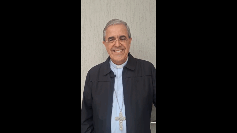 Dom Marco Aurélio é homenageado na Câmara por atuação junto à Irmandade do HNSD e na evangelização