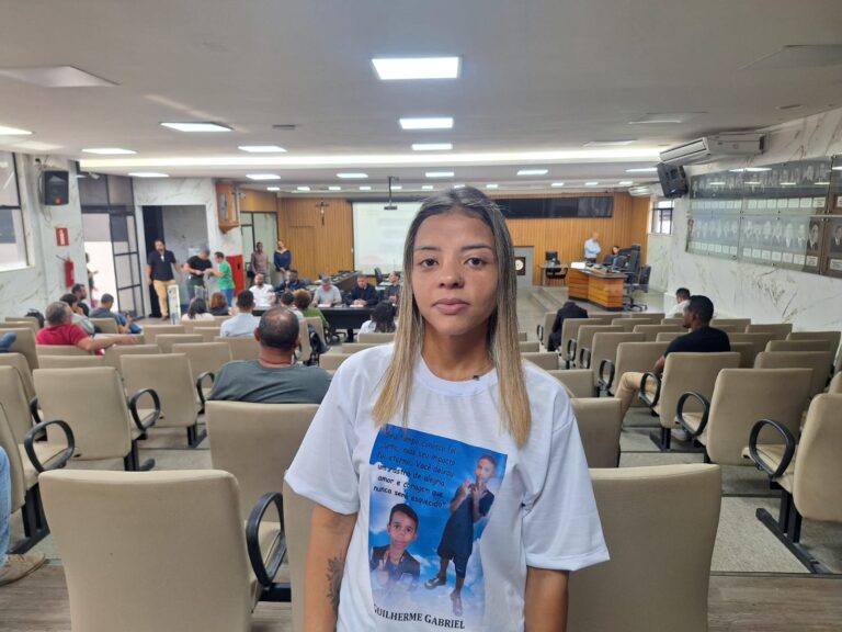 Tia de adolescente que morreu após ataque de cães cobra ações efetivas do poder público