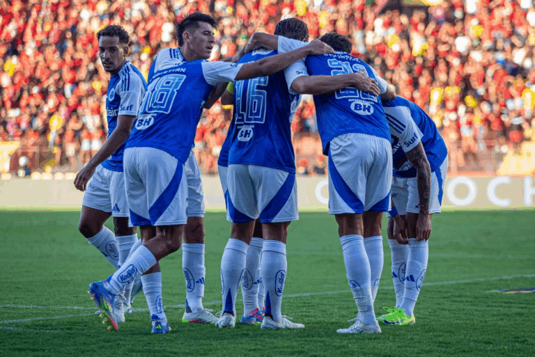 Diante do Sport, Cruzeiro evitou perder jogadores para clássico contra o Atlético