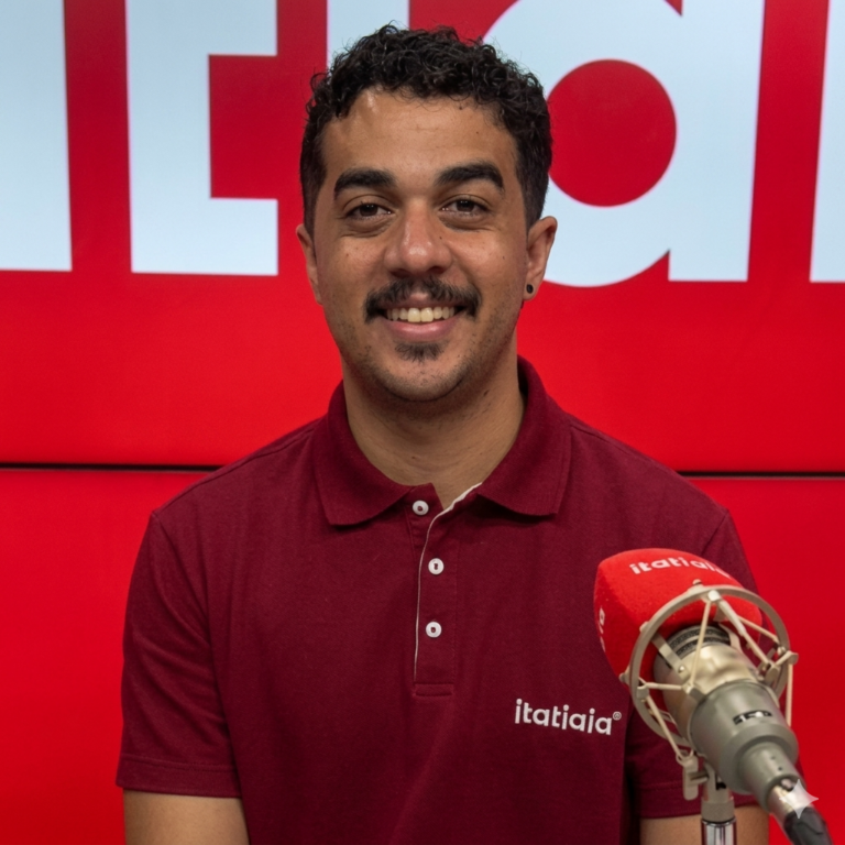 De Itabira para o mundo: Pedro Abílio é escalado para a cobertura da Copa do Mundo de 2026