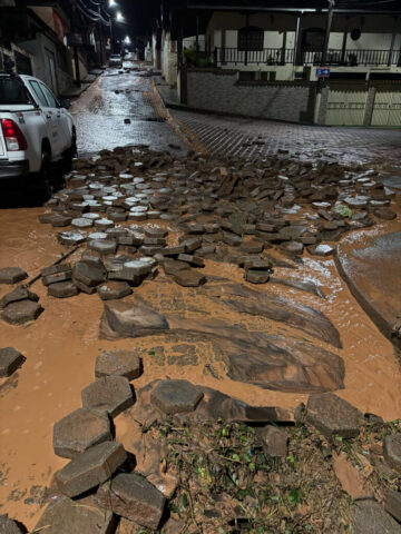 temporal em rio piracicaba (2) copiar