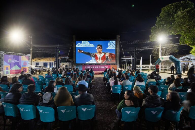 Morro d’Água Quente recebe projeto de cinema ao ar livre e atrações culturais gratuitas neste fim de semana