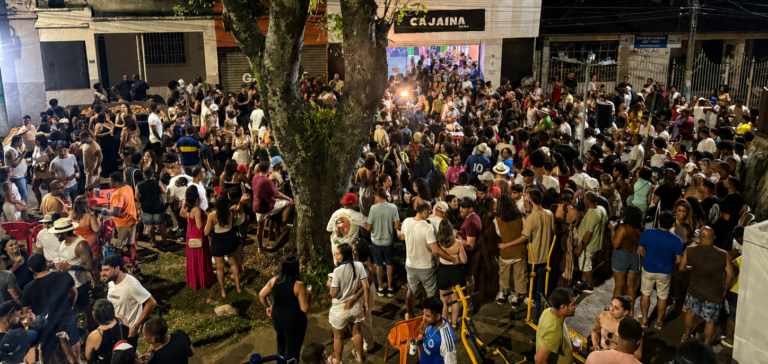 Com clássicos do samba raiz, Roda de Samba do Cajá movimenta o bairro Pará
