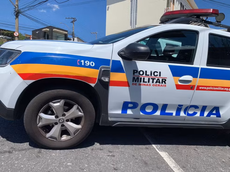 Polícia mata homem que invadiu escola e fez reféns em Curitiba; veja como foram as negociações